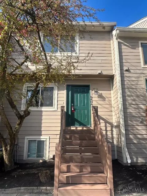 9404 Hunters Creek Dr #1204, Blue Ash, OH 45242