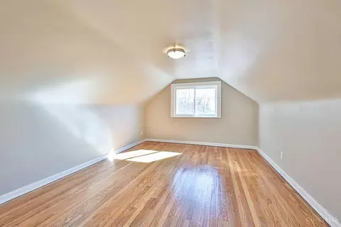 1186 Hempstead Dr, Cincinnati, OH 45231 photo 12