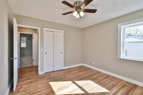 1186 Hempstead Dr, Cincinnati, OH 45231 photo 27