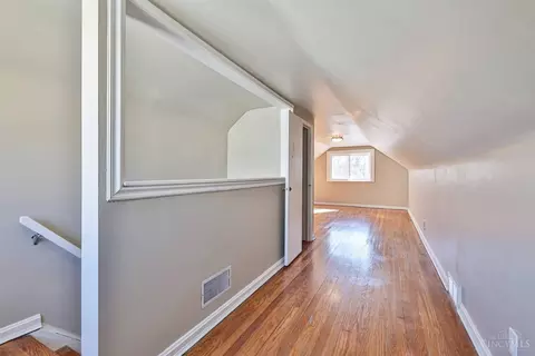 1186 Hempstead Dr, Cincinnati, OH 45231 photo 31