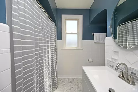 Bath - 6757 Siebern Ave, Silverton, OH 45236 photo 1 of 2