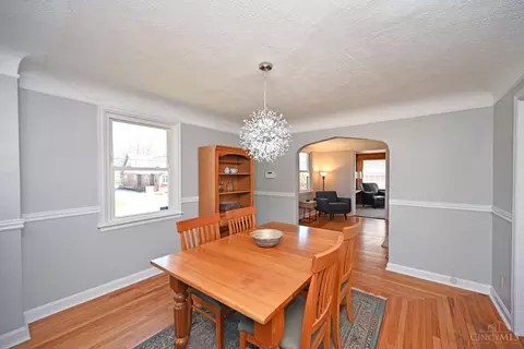 Dining - 6757 Siebern Ave, Silverton, OH 45236 photo 2 of 3