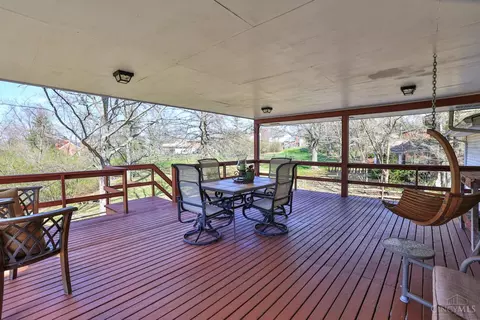 Exterior - 2683 Ebenezer Rd, Cincinnati, OH 45233 photo 4 of 14