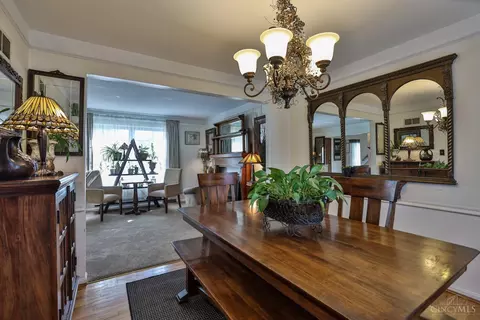 Dining - 2683 Ebenezer Rd, Cincinnati, OH 45233 photo 3 of 5