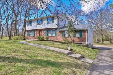 Exterior - 2683 Ebenezer Rd, Cincinnati, OH 45233 photo 3 of 14