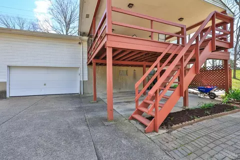 Exterior - 2683 Ebenezer Rd, Cincinnati, OH 45233 photo 7 of 14