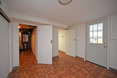 Entry Way - 8633 Mockingbird Ln, Cincinnati, OH 45231 photo 1 of 1