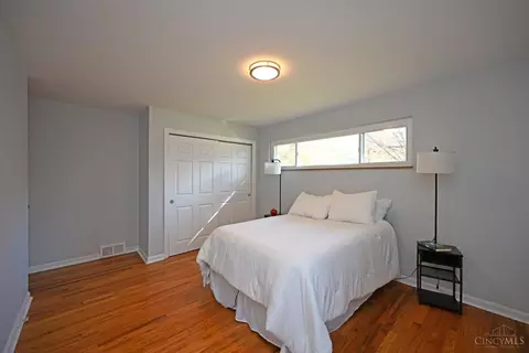 Bedroom - 8633 Mockingbird Ln, Cincinnati, OH 45231 photo 2 of 2