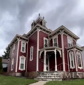 402 Main St, Lebanon, OH 45036
