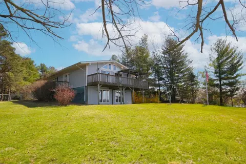 1627 Grunwald Cv, Fayetteville, OH 45118