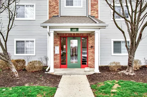 610 Carrington Pl #207, Loveland, OH 45140