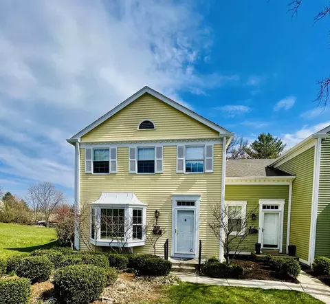 21 Applewood Ct, Fairfield, OH 45014