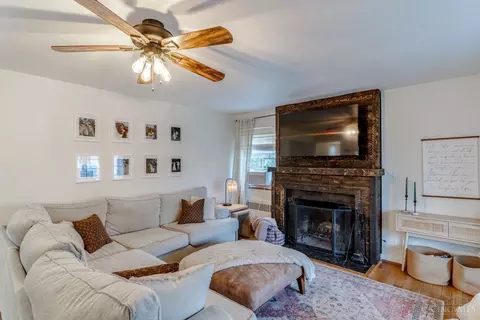 Living - 6267 Crestview Pl, Cincinnati, OH 45230 photo 4 of 6