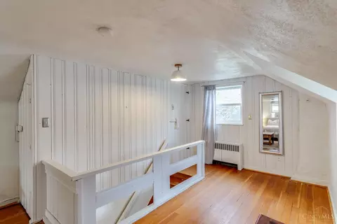 Entry Way - 6267 Crestview Pl, Cincinnati, OH 45230 photo 3 of 3
