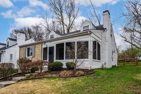 Exterior - 6267 Crestview Pl, Cincinnati, OH 45230 photo 3 of 11