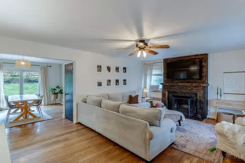 Living - 6267 Crestview Pl, Cincinnati, OH 45230 photo 1 of 6