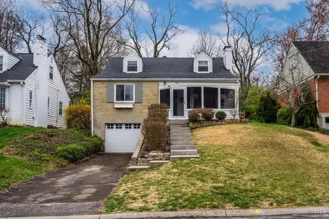 6267 Crestview Pl, Cincinnati, OH 45230