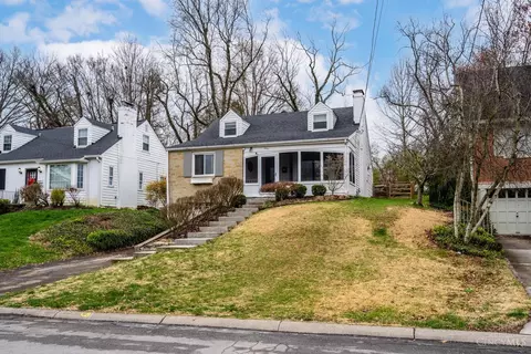 Exterior - 6267 Crestview Pl, Cincinnati, OH 45230 photo 2 of 11