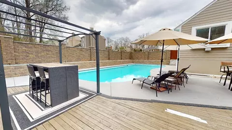 Exterior - 10568 Stablehand Dr, Cincinnati, OH 45242 photo 5 of 16
