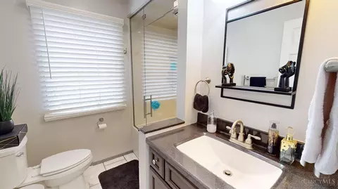 Bath - 10568 Stablehand Dr, Cincinnati, OH 45242 photo 1 of 7
