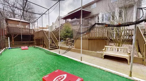 Exterior - 10568 Stablehand Dr, Cincinnati, OH 45242 photo 12 of 16