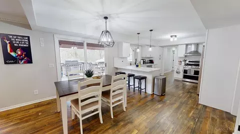 Dining - 10568 Stablehand Dr, Cincinnati, OH 45242 photo 3 of 4