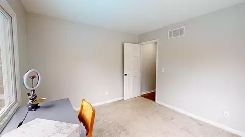 Bedroom - 10568 Stablehand Dr, Cincinnati, OH 45242 photo 1 of 7