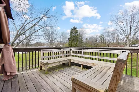 Exterior - 9775 Kismet Ct, Cincinnati, OH 45231 photo 5 of 12