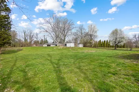 Exterior - 9775 Kismet Ct, Cincinnati, OH 45231 photo 10 of 12