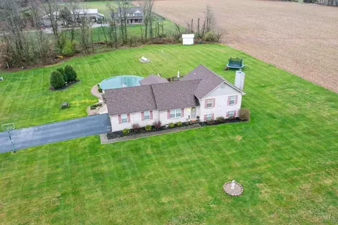 2653 Saltair Maple Rd, Bethel, OH 45106