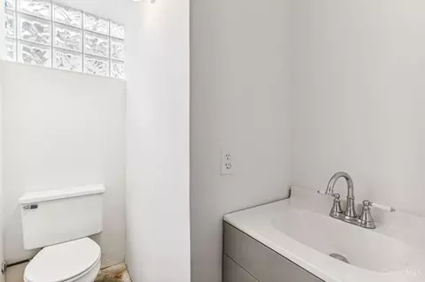 Bath - 4757 Dale Ave, Cincinnati, OH 45238 photo 2 of 2
