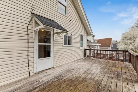 Exterior - 4757 Dale Ave, Cincinnati, OH 45238 photo 7 of 11