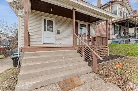 Exterior - 4757 Dale Ave, Cincinnati, OH 45238 photo 3 of 11