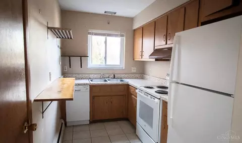 2659 Madison, Cincinnati, OH 45208 photo 4