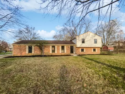 9737 Sparrow Pl, Mason, OH 45040