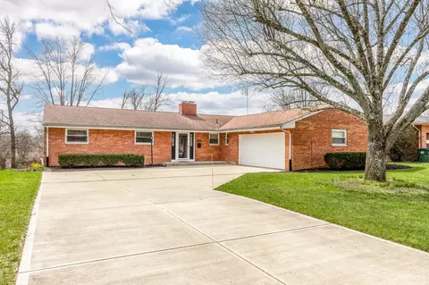 1125 Briarwood Dr, Hamilton, OH 45013