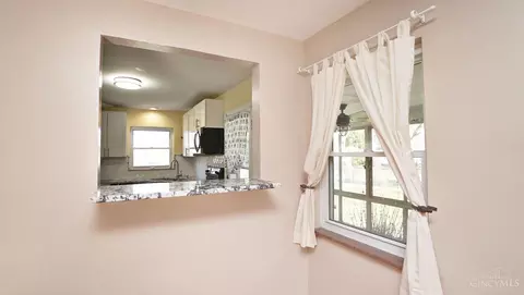 Bath - 8258 Wicklow Ave, Cincinnati, OH 45236 photo 1 of 4