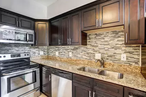 Kitchen - 1031 Celestial, Cincinnati, OH 45202 photo 3 of 6