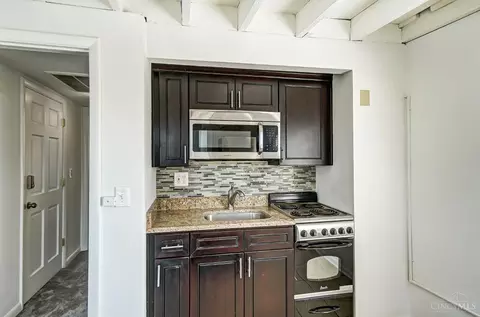 Kitchen - 1031 Celestial, Cincinnati, OH 45202 photo 5 of 6