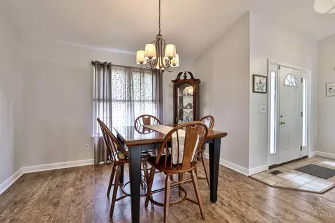Dining - 606 Linn Ct, Monroe, OH 45050 photo 1 of 5
