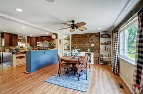 Dining - 6432 Hillside Ave, Cincinnati, OH 45233 photo 1 of 2