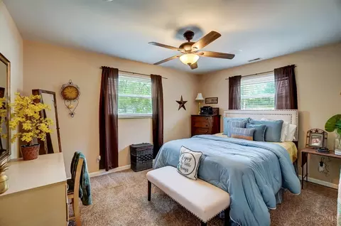 Bedroom - 6432 Hillside Ave, Cincinnati, OH 45233 photo 6 of 7
