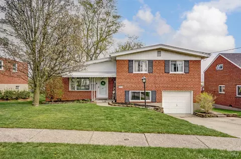 3332 Greencrest Ct, Cincinnati, OH 45248