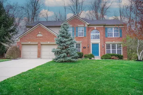 1742 Hunters Wood Ct, Milford, OH 45150