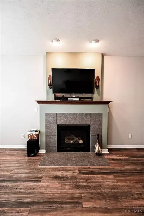 Living - 3142 Yellowtail Ter, Morrow, OH 45152 photo 5 of 7
