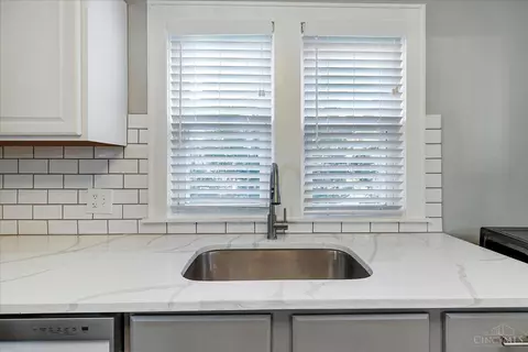 Kitchen - 6628 Murray, Cincinnati, OH 45227 photo 6 of 6
