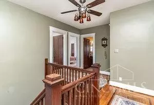 Entry Way - 1124 Omena Pl, Cincinnati, OH 45238 photo 2 of 2