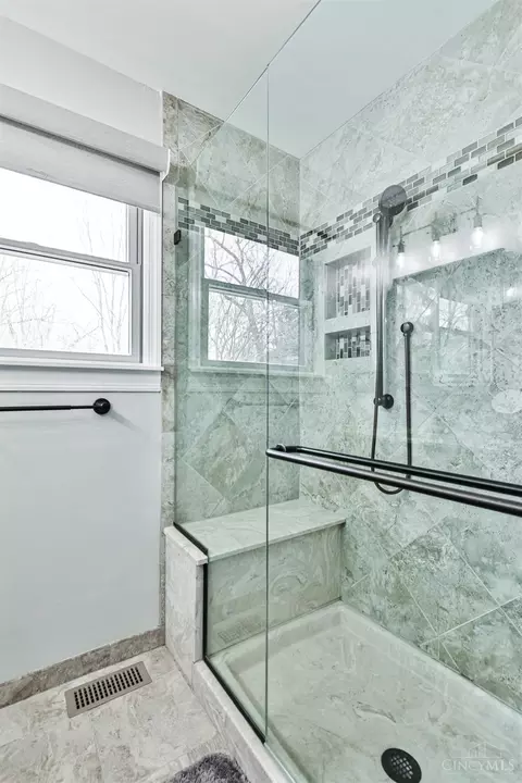 Bath - 4663 Rustic Way, Cincinnati, OH 45245 photo 2 of 5
