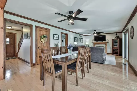 Dining - 4663 Rustic Way, Cincinnati, OH 45245 photo 4 of 7