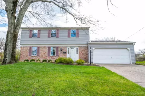 805 Cedarhill Dr, Cincinnati, OH 45240